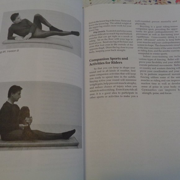 HORSES BOOK BECOMING AN EFFECTIVE RIDER BY CHERRY HILL - Picture 6 of 8